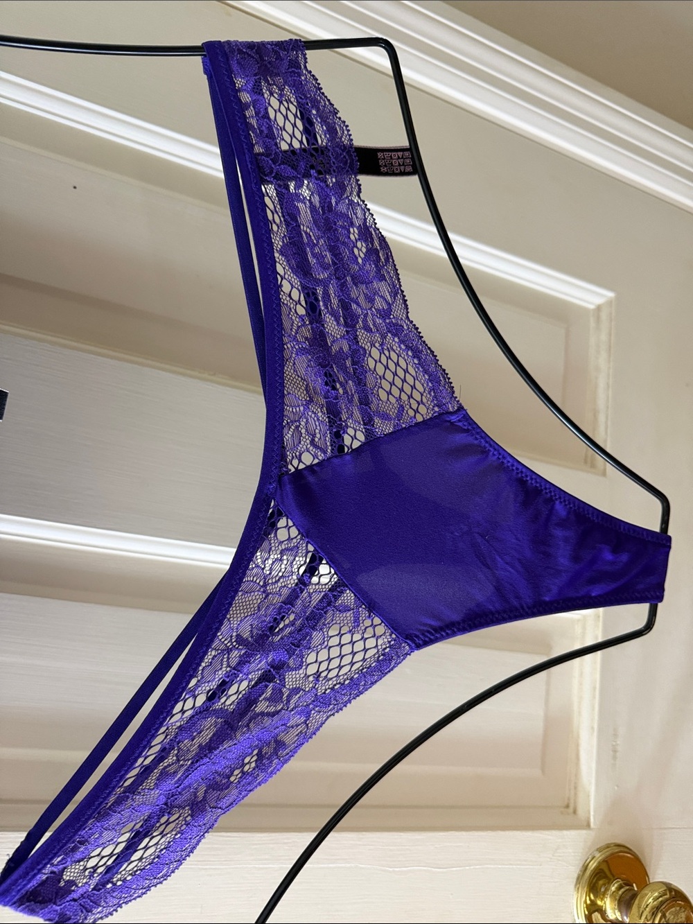 Victoria's Secret Electric Purple Lace Longline Bralette with Thong & Garter Set - Picture 15 of 16